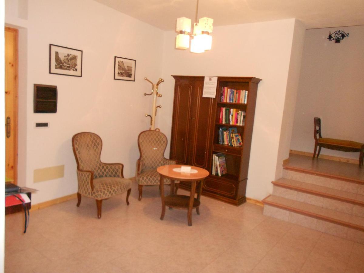 Casa Tonia Apartment Tiarno di Sopra Exterior photo
